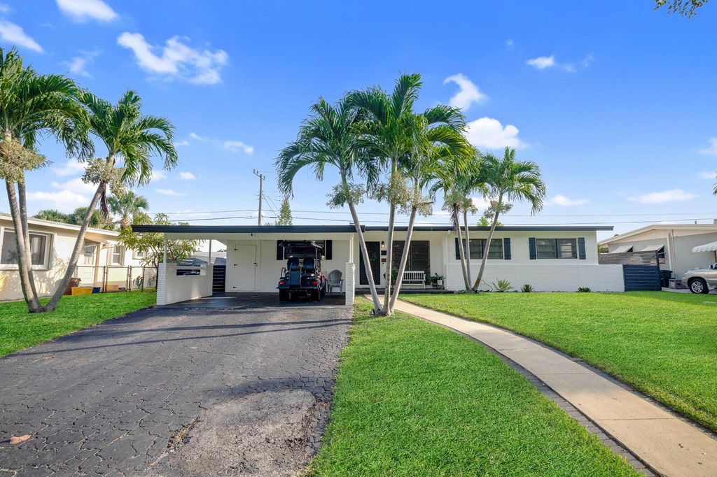 Photo of 741 Eagle Way, North Palm Beach, FL 33408 (MLS # R10901231)