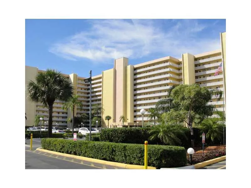 801 S Federal Hwy Unit PH6  