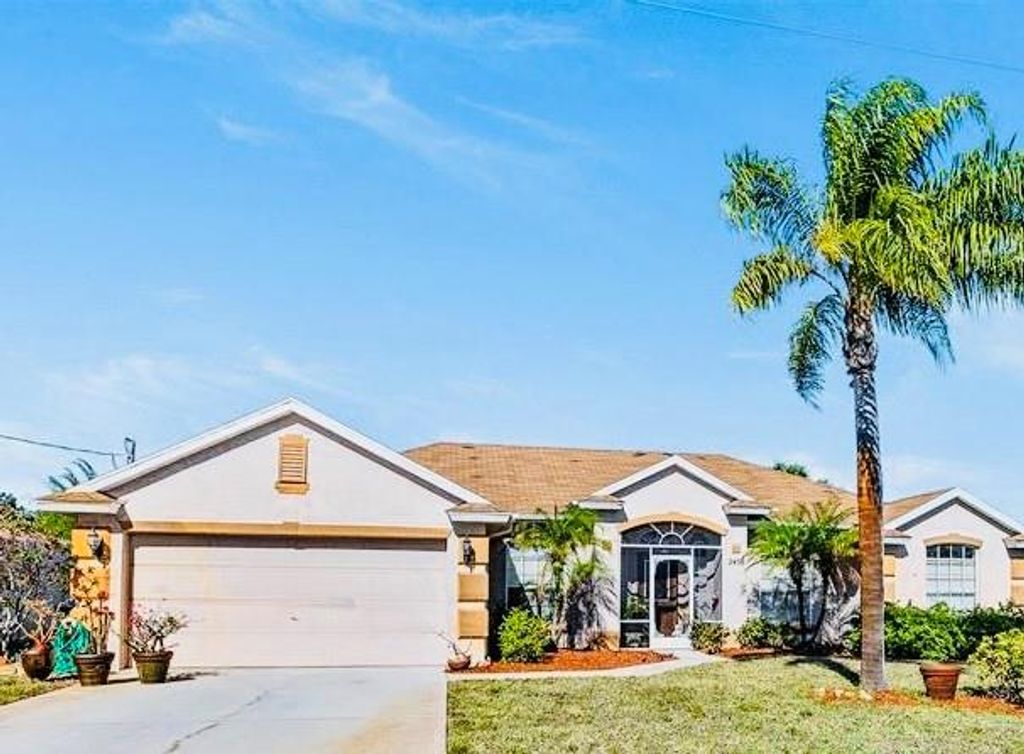 Photo of 2458 SE Wald St, Port Saint Lucie, FL 34984 (MLS # F10398615)