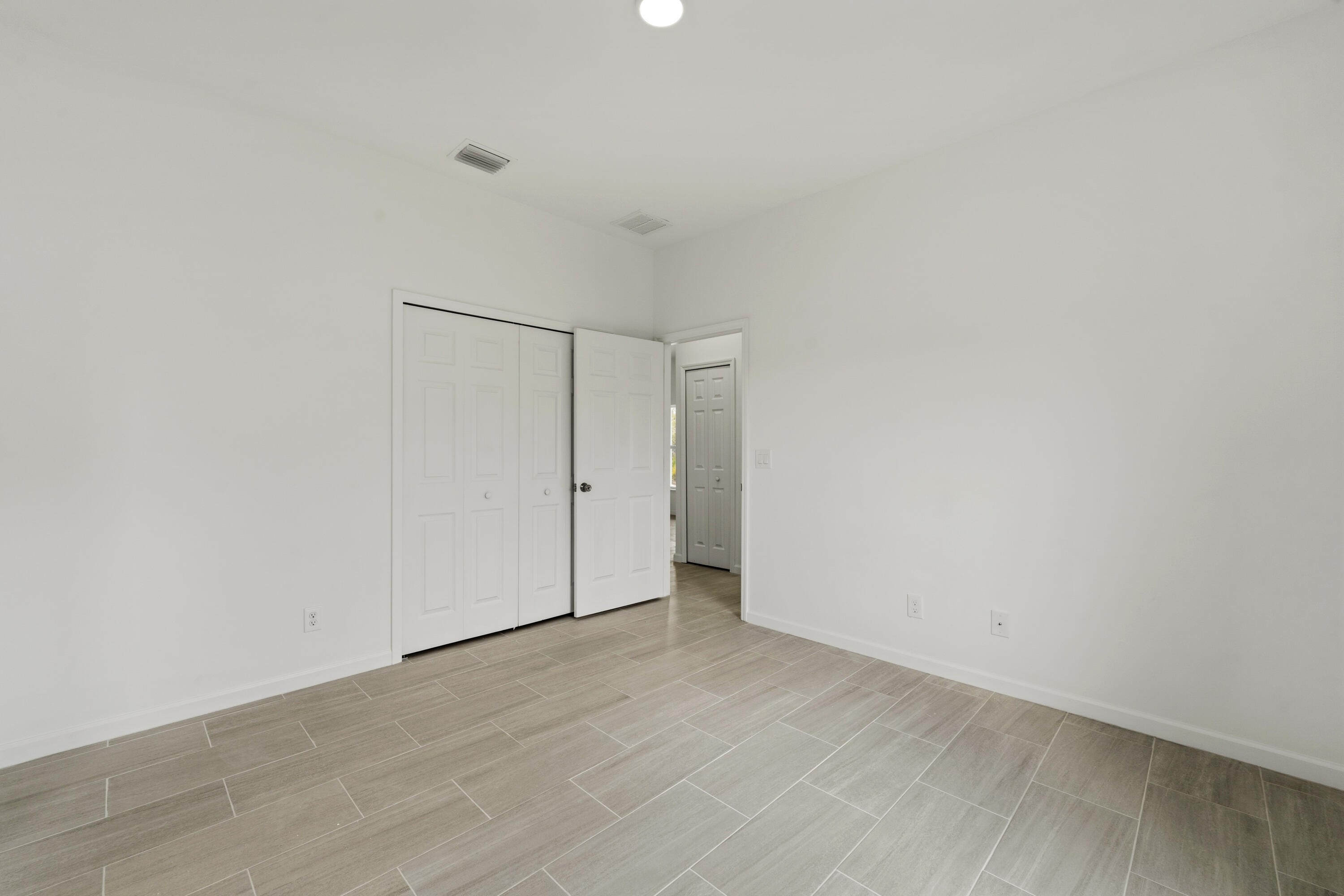 HIGHLANDS PARK EST SEC P - Residential