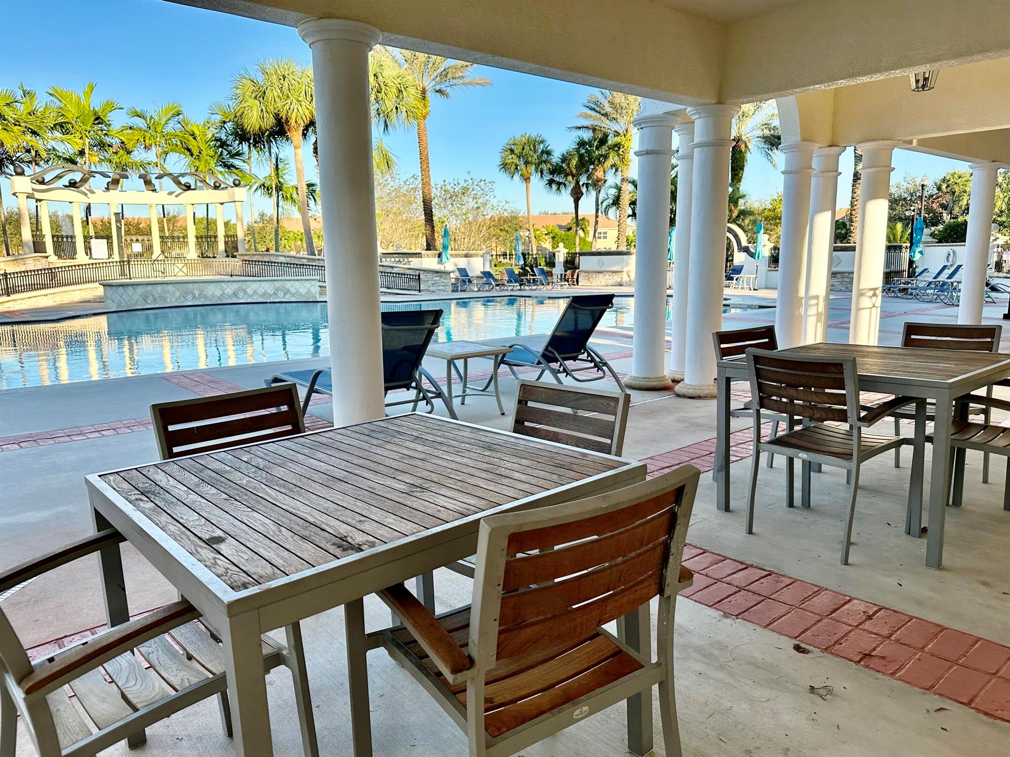 PALOMA - Residential