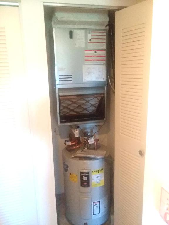 HUNTINGTON LAKES SEC THREE CONDOS - Residential