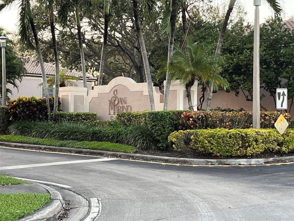 Photo of 9702 NW 23rd Ct #9702, Pembroke Pines, FL 33024 (MLS # F10534398)