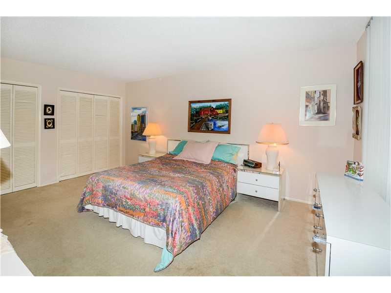 PALM AIRE - Residential