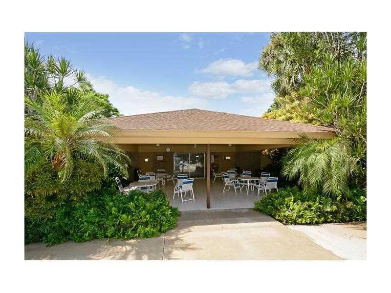 PALM AIRE - Residential