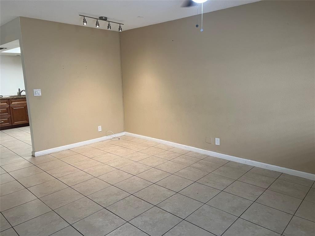 Ambassador Park 55-8 B - Residential Lease