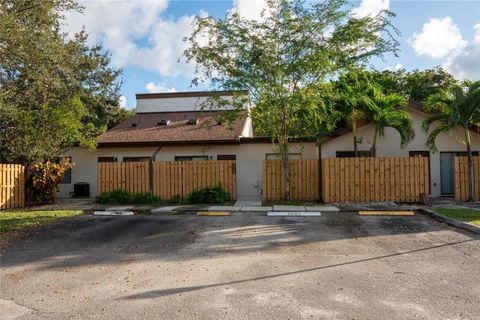 A home in Plantation