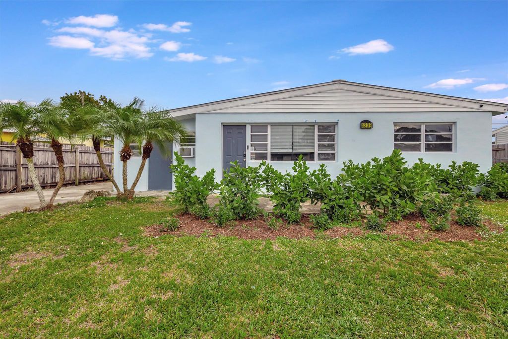 Photo of 4339 Winchester Lane, West Palm Beach, FL 33406 (MLS # R10947947)