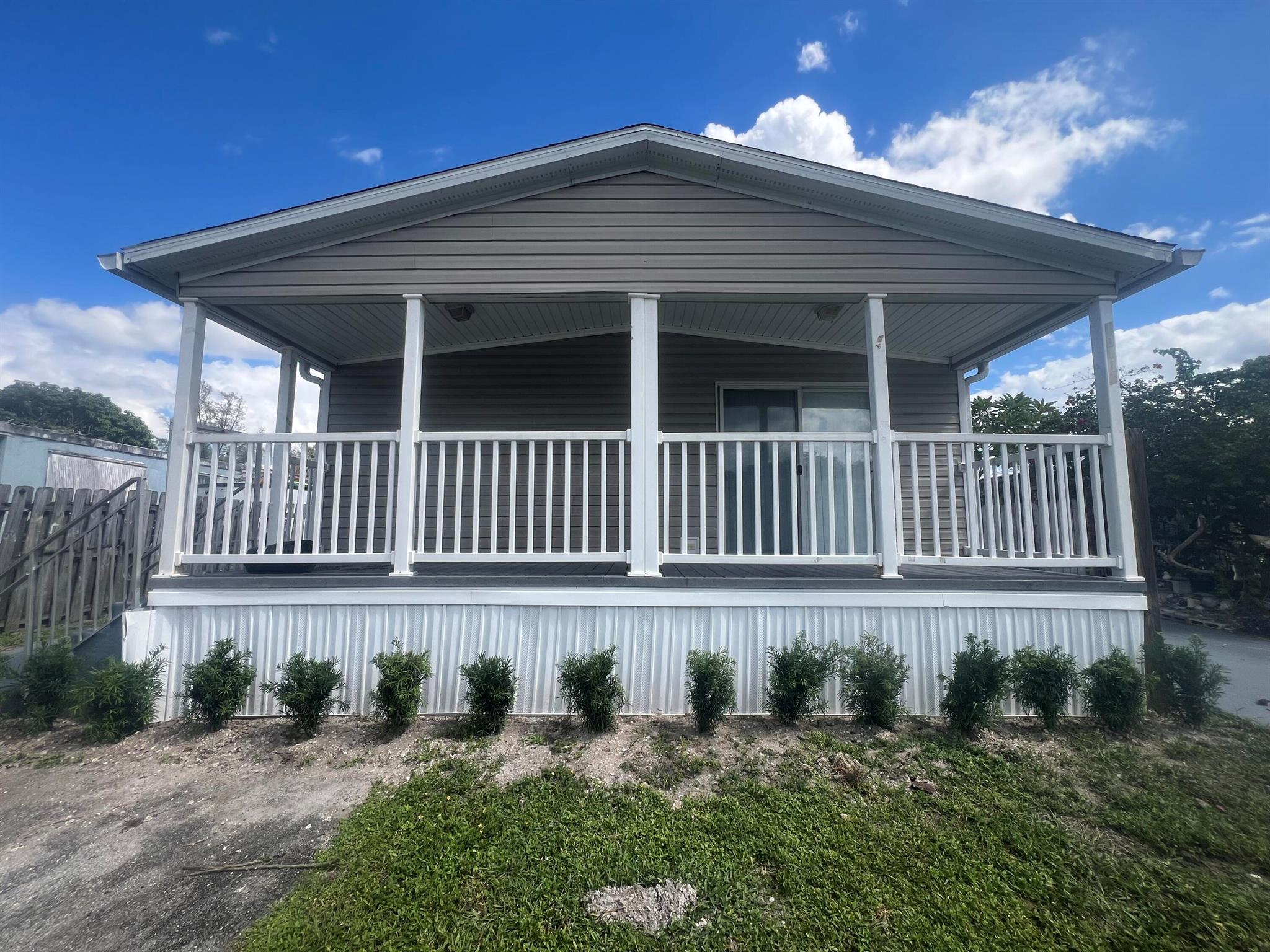 WATERGATE MOBILE HOME - Residential Lease