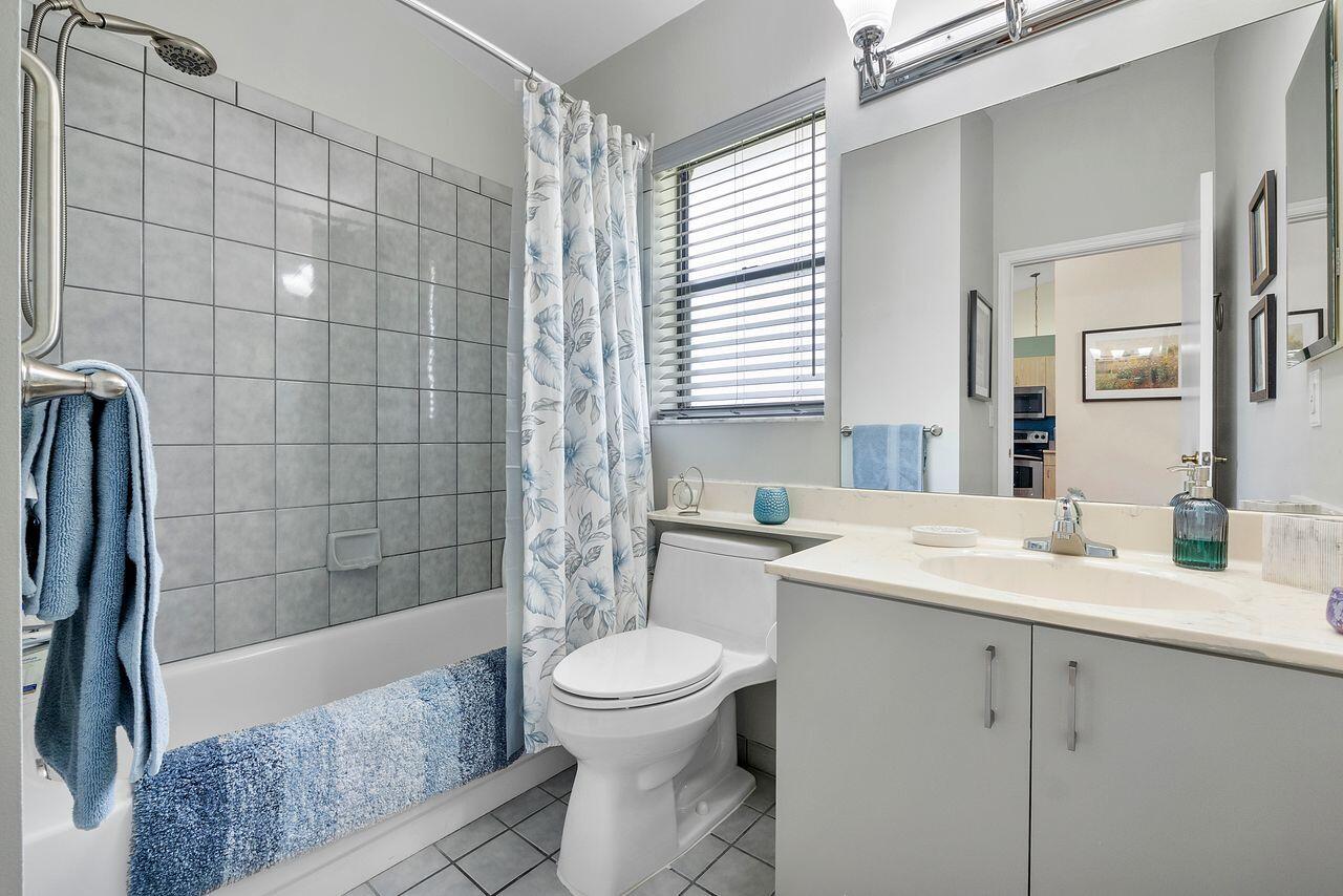 SUN VALLEY EAST CONDO - Residential