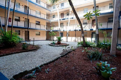 A home in Lauderdale Lakes