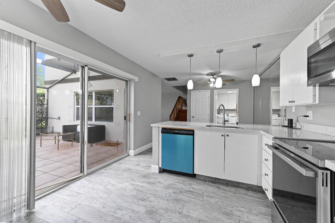 STAMFORD AT ROYAL PALM BEACH - Residential