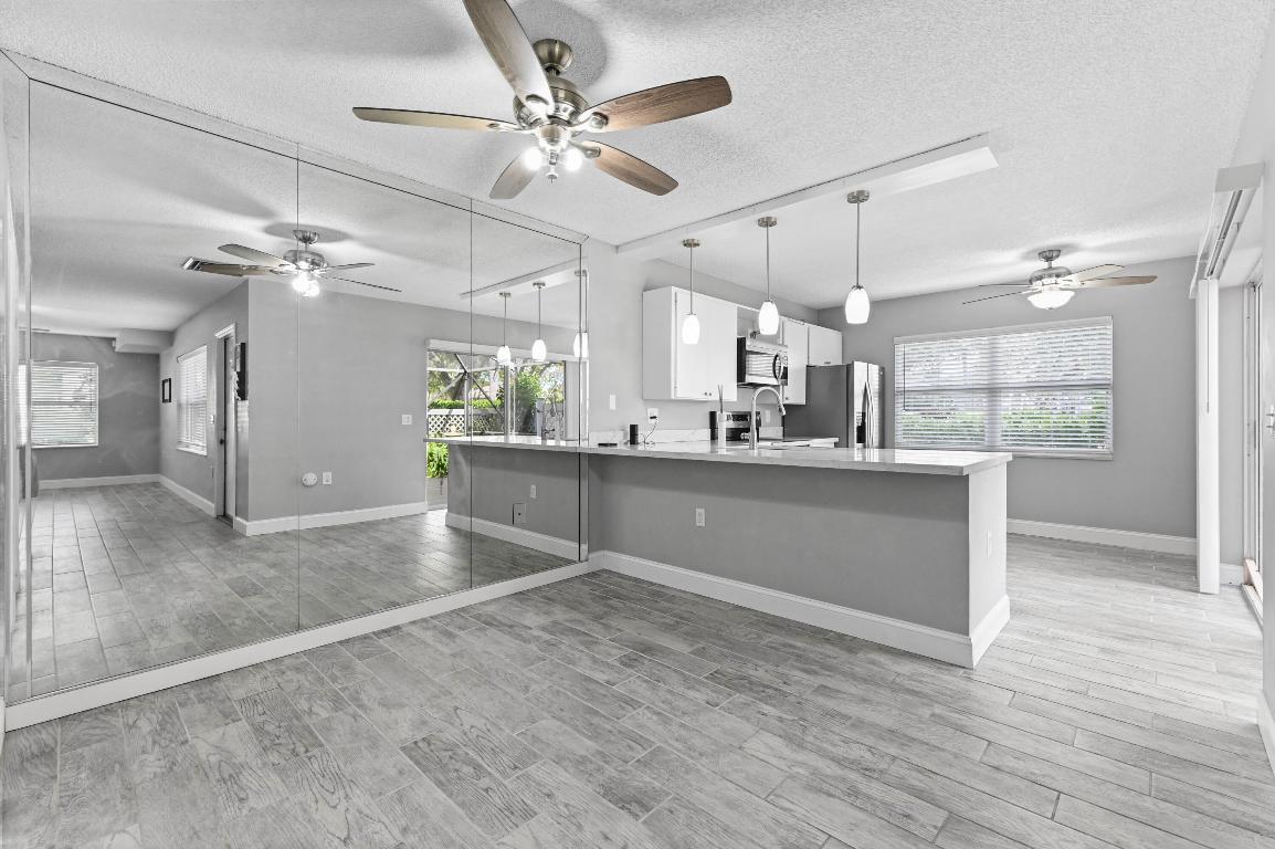 STAMFORD AT ROYAL PALM BEACH - Residential