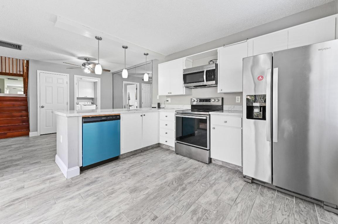 STAMFORD AT ROYAL PALM BEACH - Residential