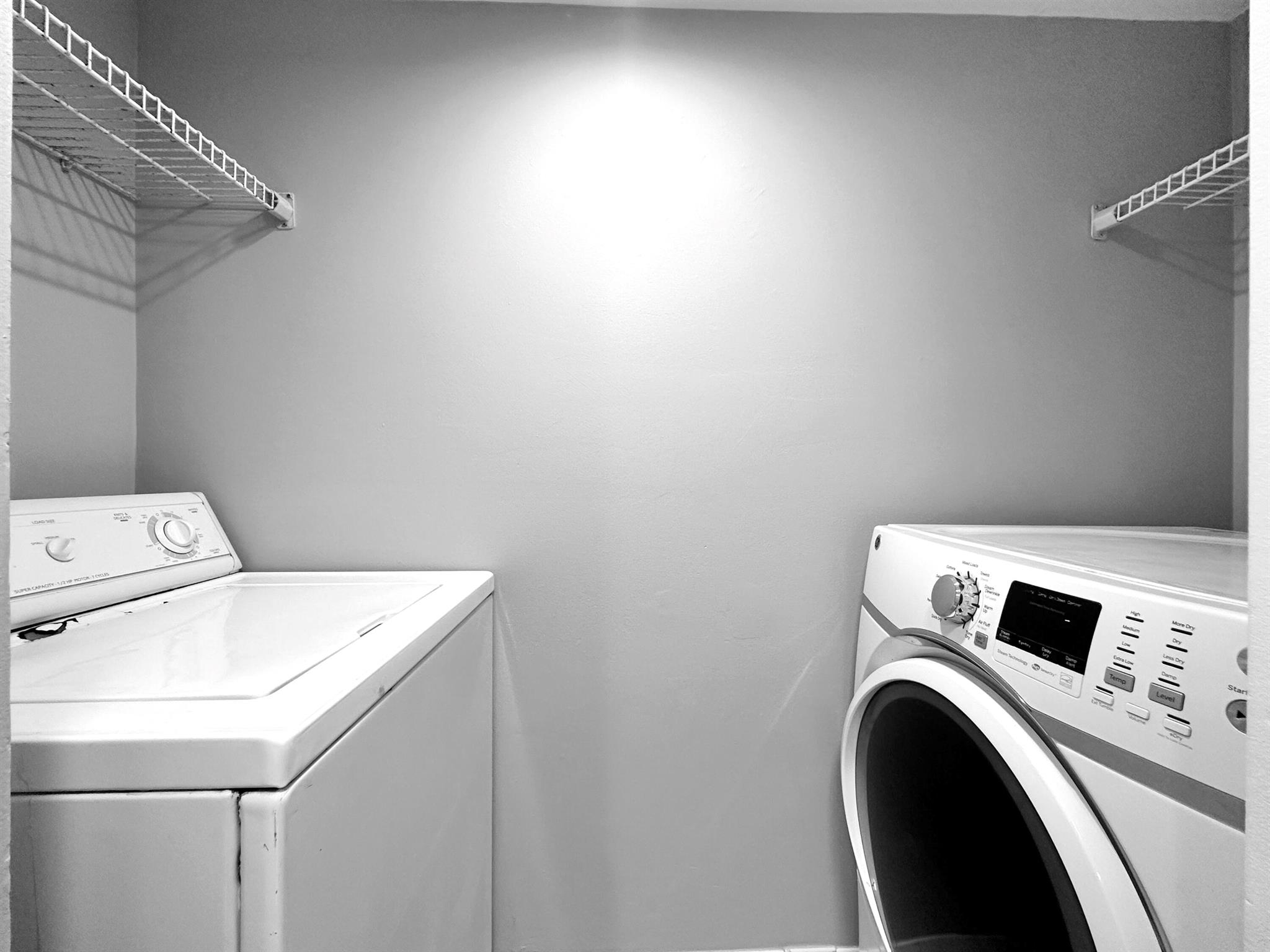 LAKEWOOD OF PALM SPRINGS - Residential Lease