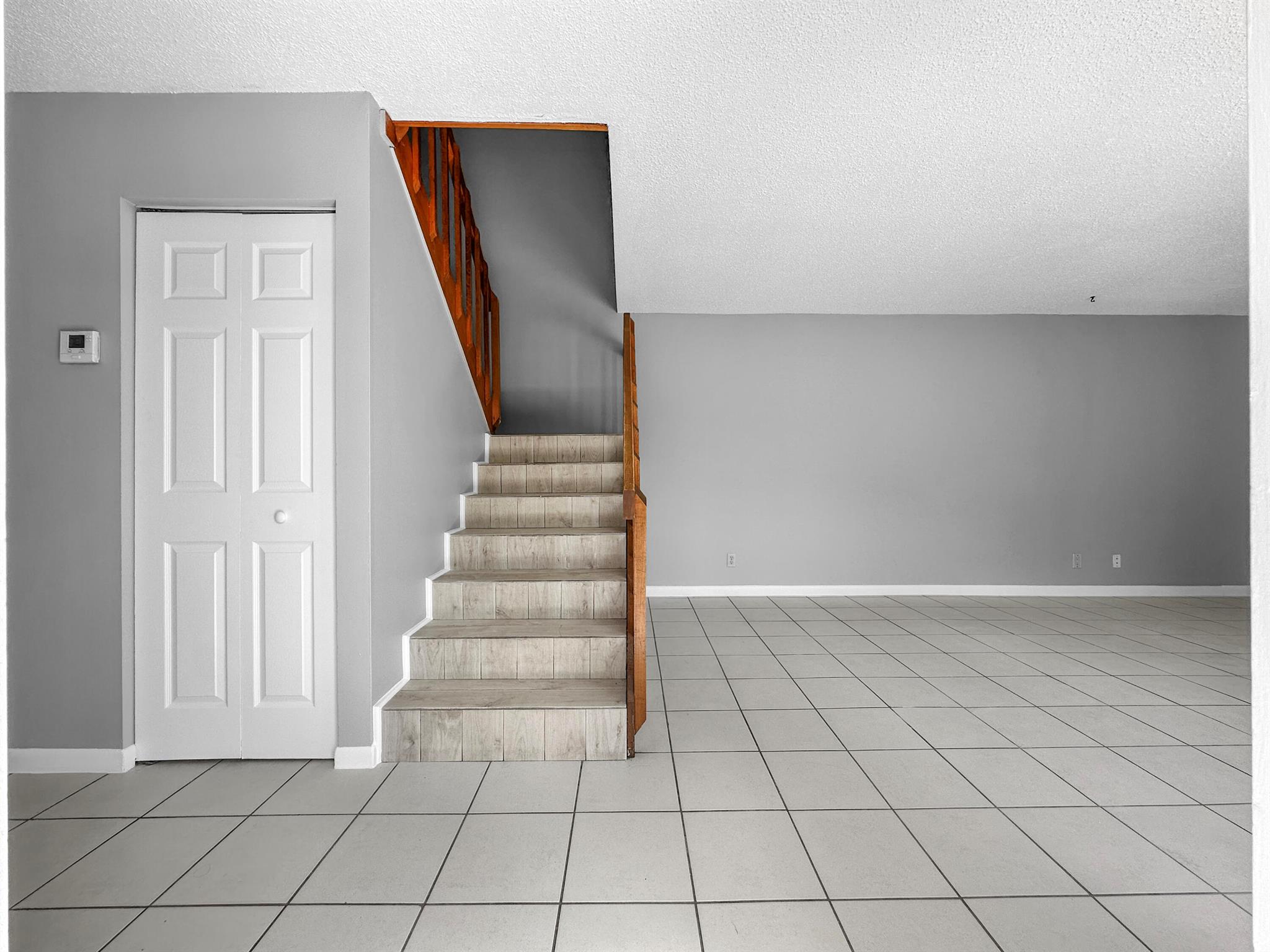 LAKEWOOD OF PALM SPRINGS - Residential Lease