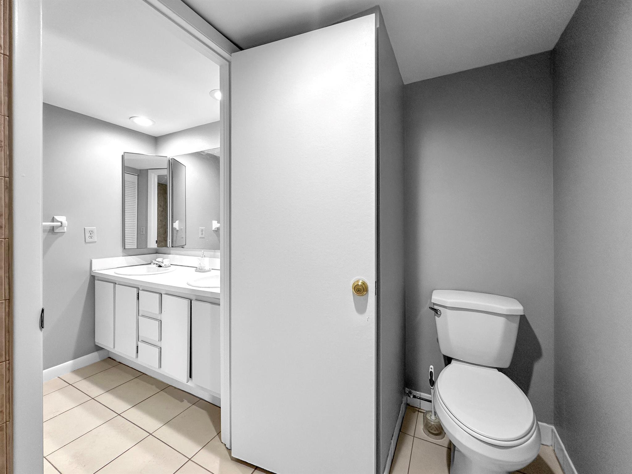 LAKEWOOD OF PALM SPRINGS - Residential Lease