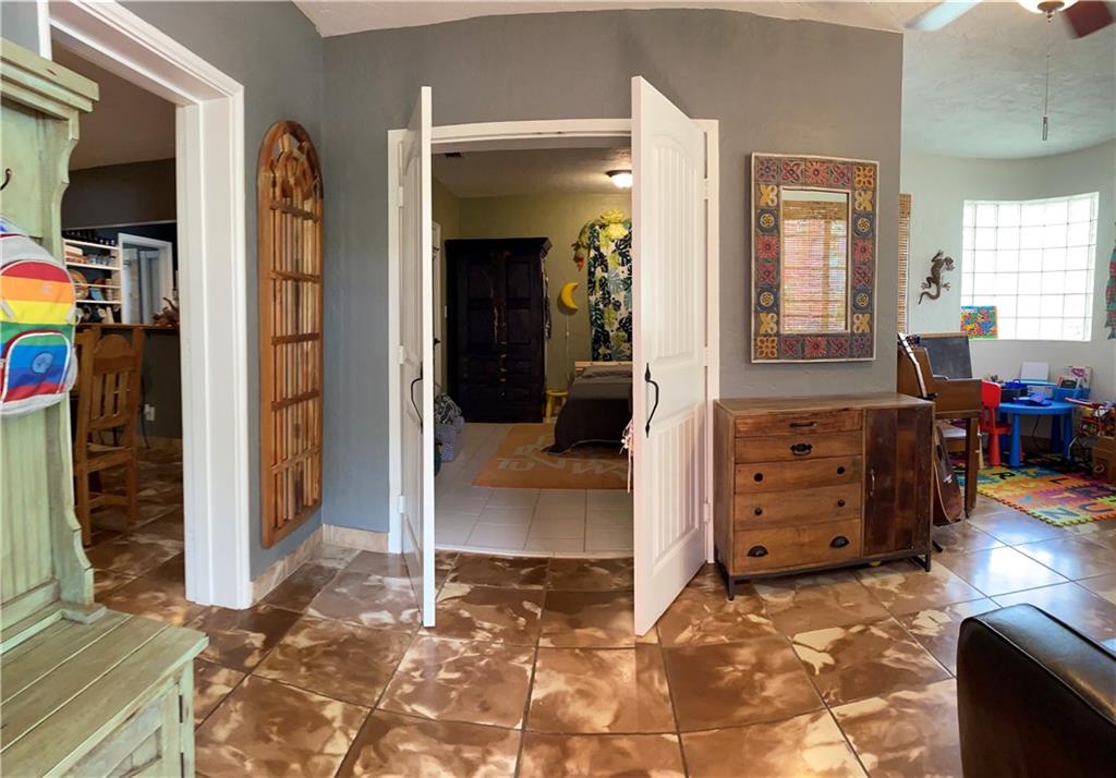 Hollywood 1-21 B - Residential Lease