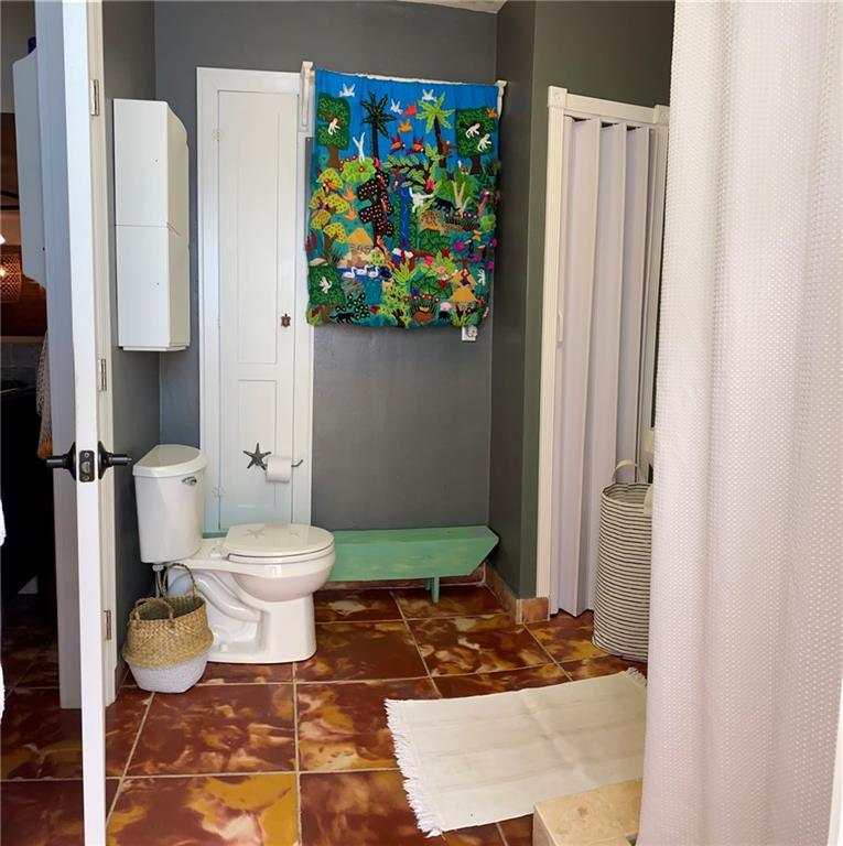 Hollywood 1-21 B - Residential Lease