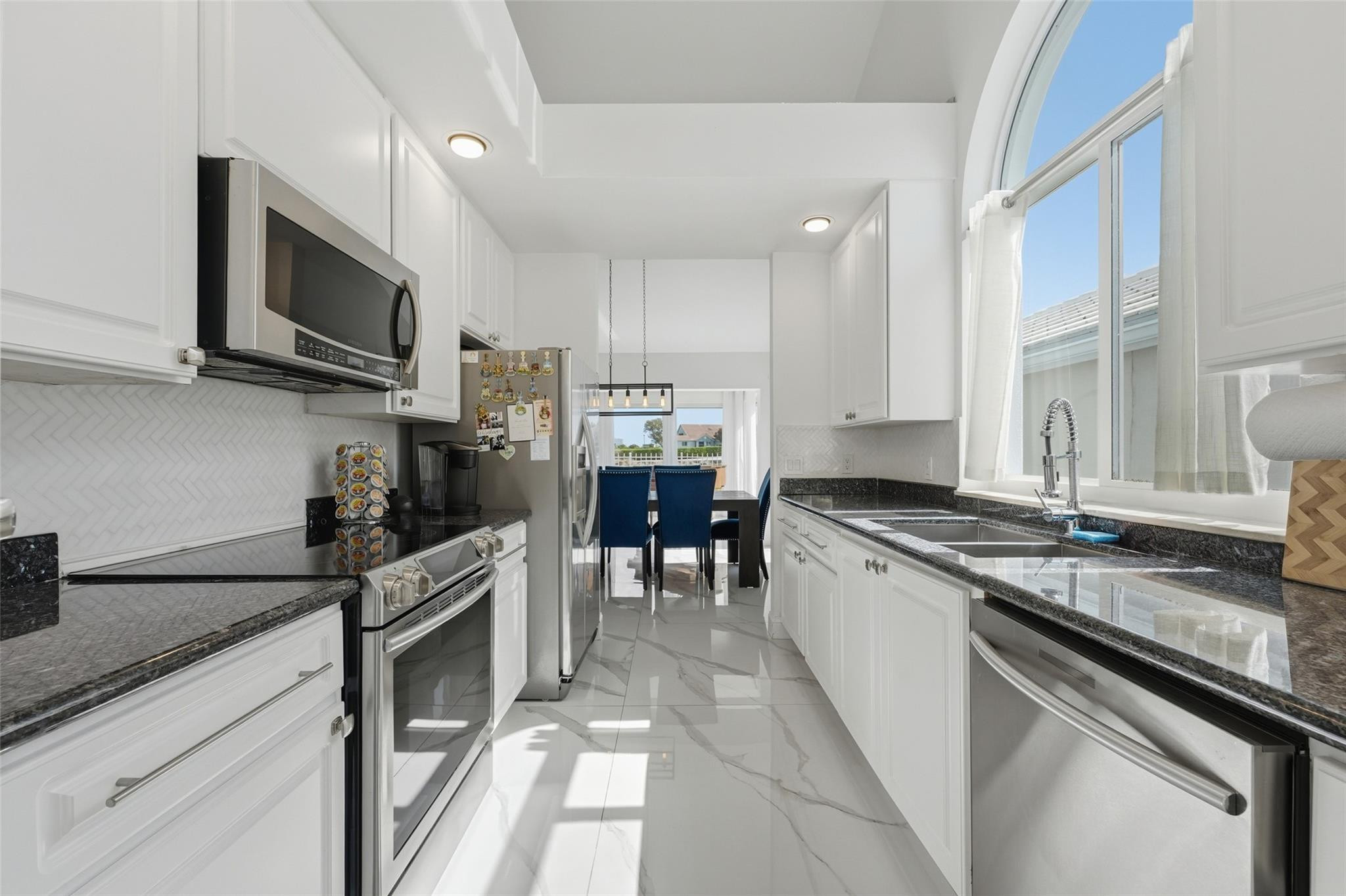 BEAR ISLAND - Residential