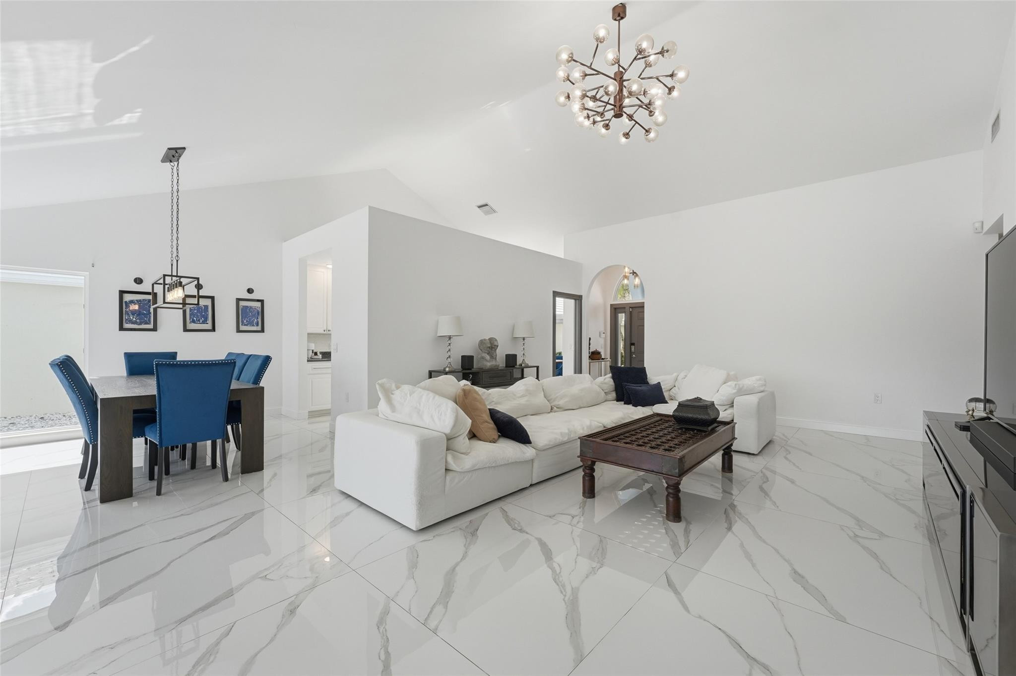 BEAR ISLAND - Residential