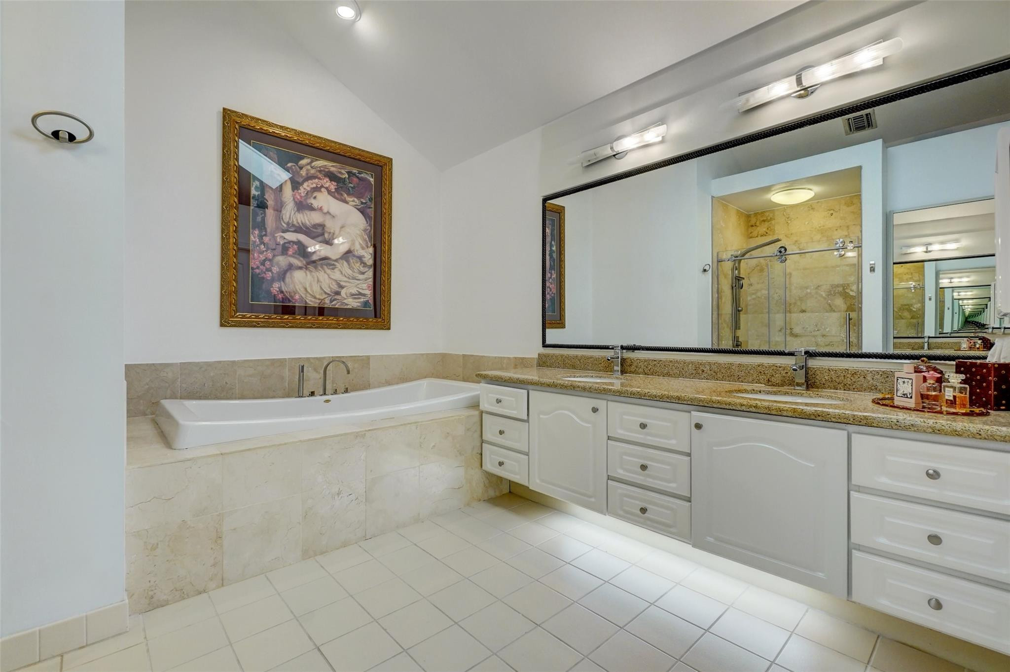 BEAR ISLAND - Residential