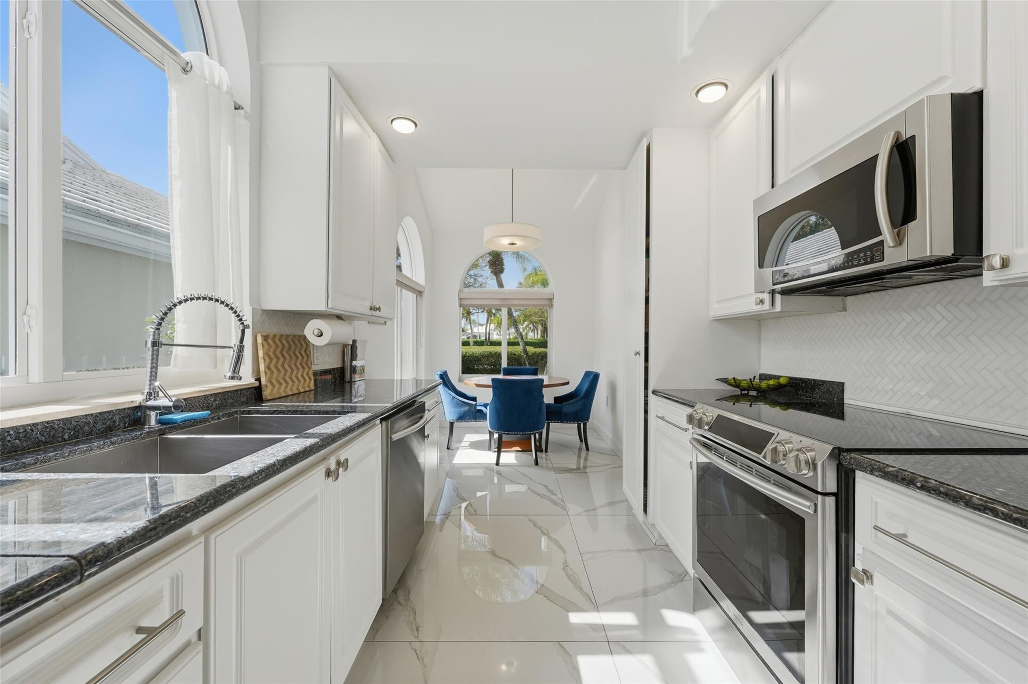 BEAR ISLAND - Residential