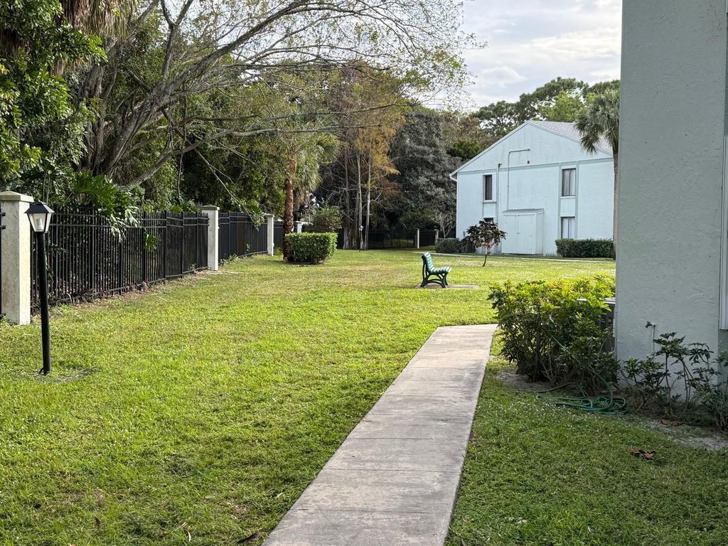 Photo of 3738 Savoy Lane #H1, West Palm Beach, FL 33417 (MLS # R11056676)