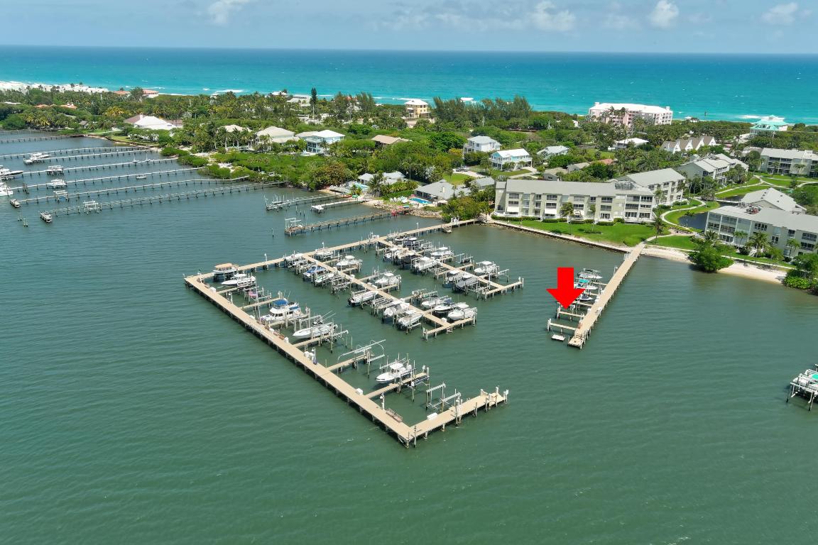 1555 NE Ocean Boulevard 205, Stuart, FL, 34996/$1,195,000 3 1555 NE Ocean Boulevard 205