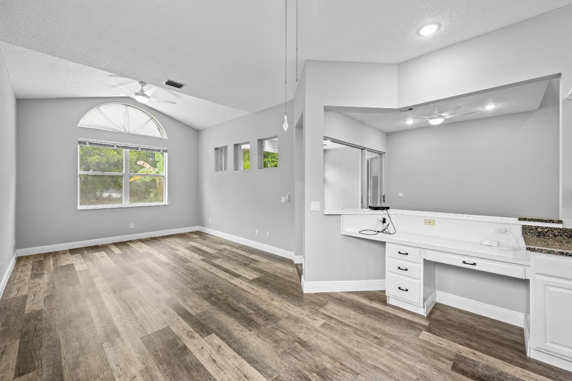 SUMMERFIELD - Residential