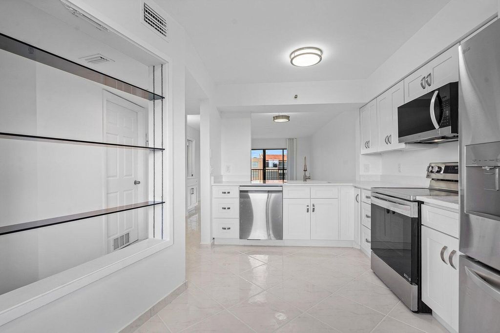 Photo of 14475 Strathmore Lane #707, Delray Beach, FL 33446 (MLS # R11160090)