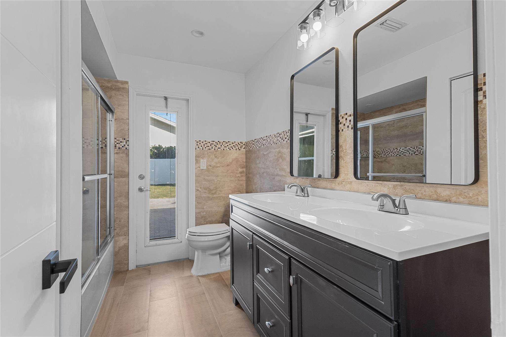 Coral Key Villas Sec 10 9 - Residential