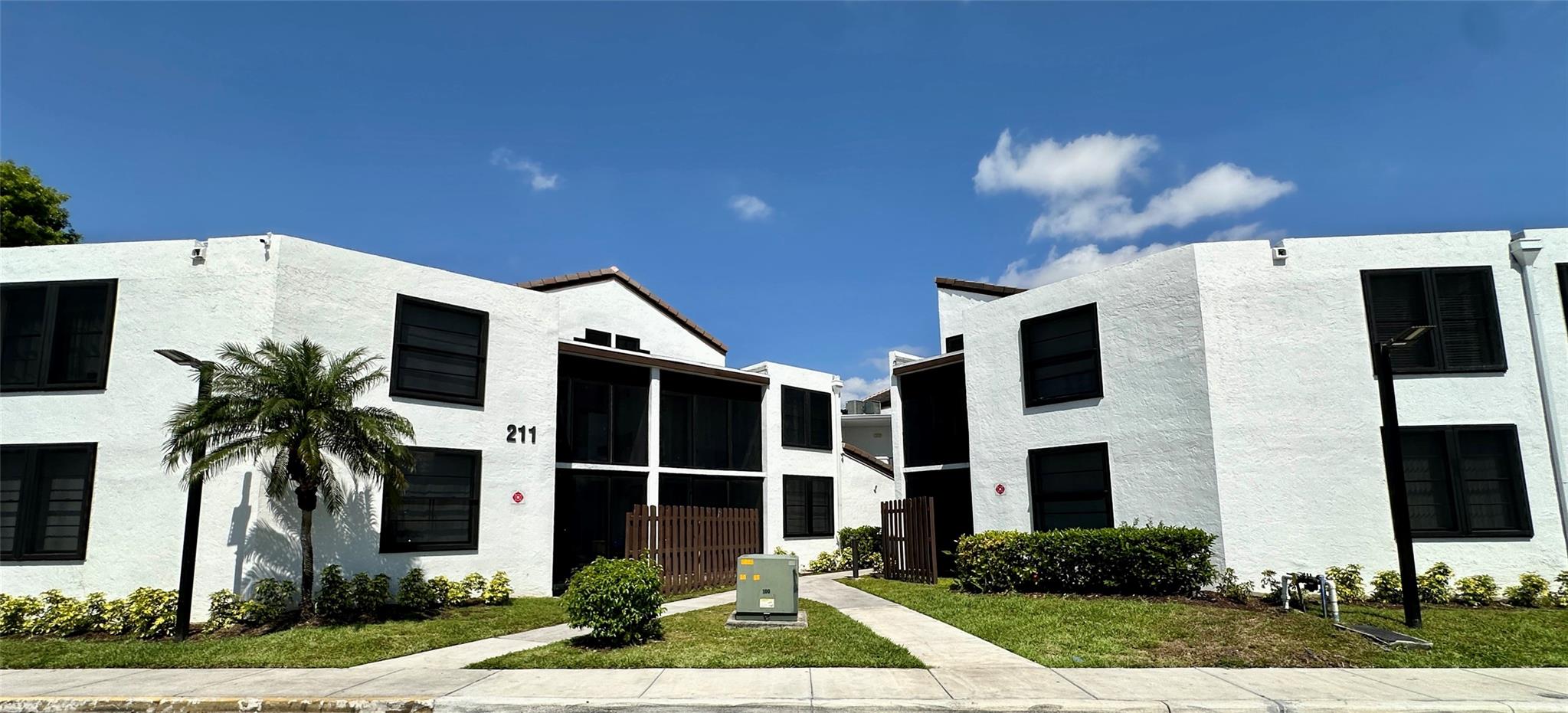 211 Lake Pointe Dr 110