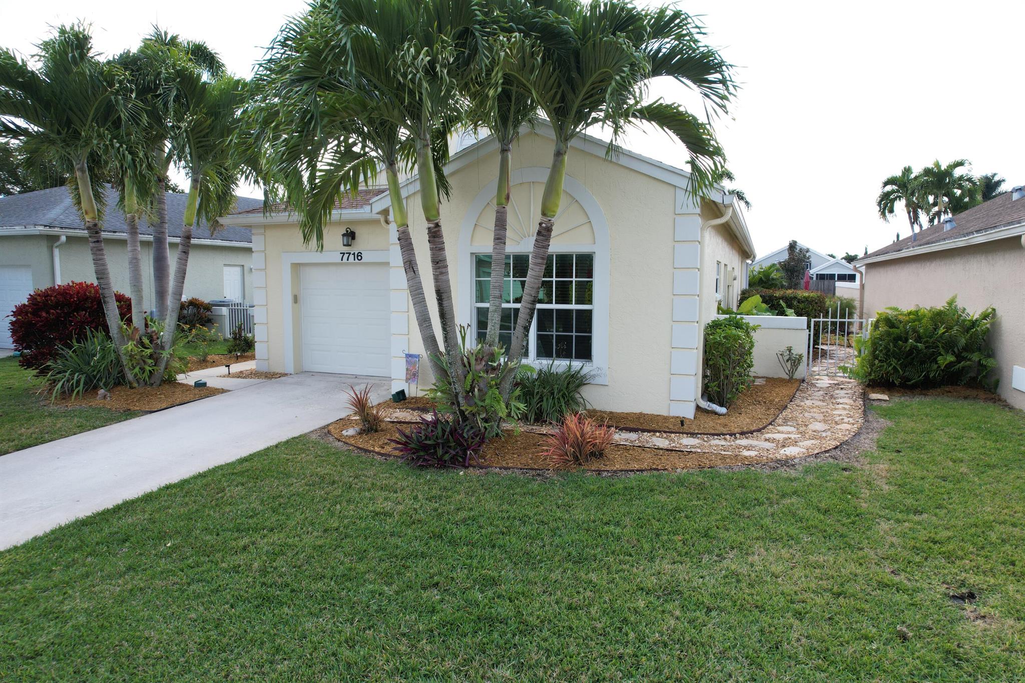 7716 Mansfield Hollow Road