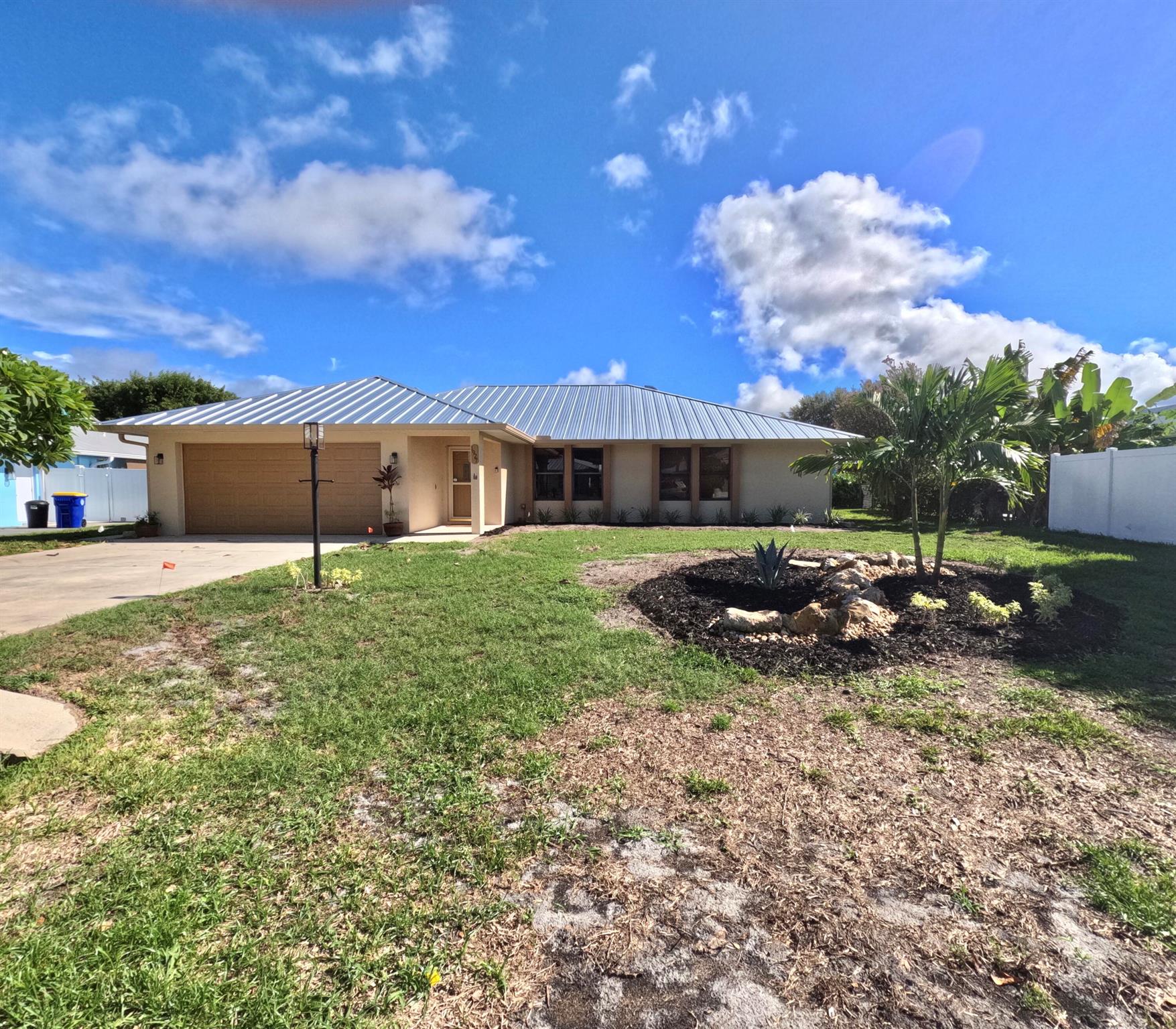 JENSEN PARK ESTATES - Residential Lease