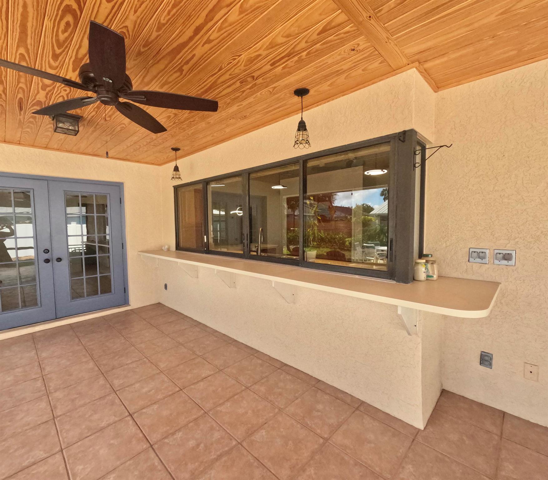 JENSEN PARK ESTATES - Residential Lease