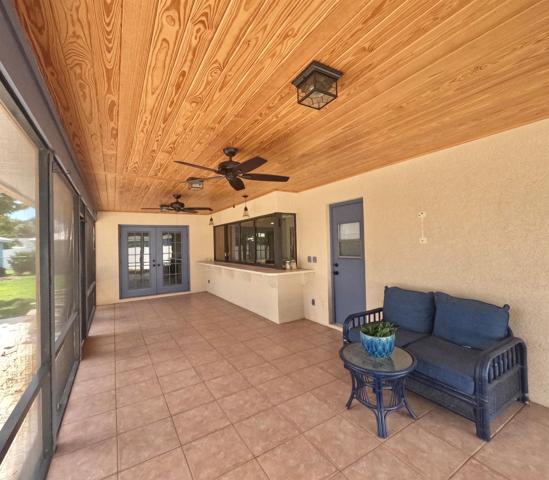 JENSEN PARK ESTATES - Residential Lease