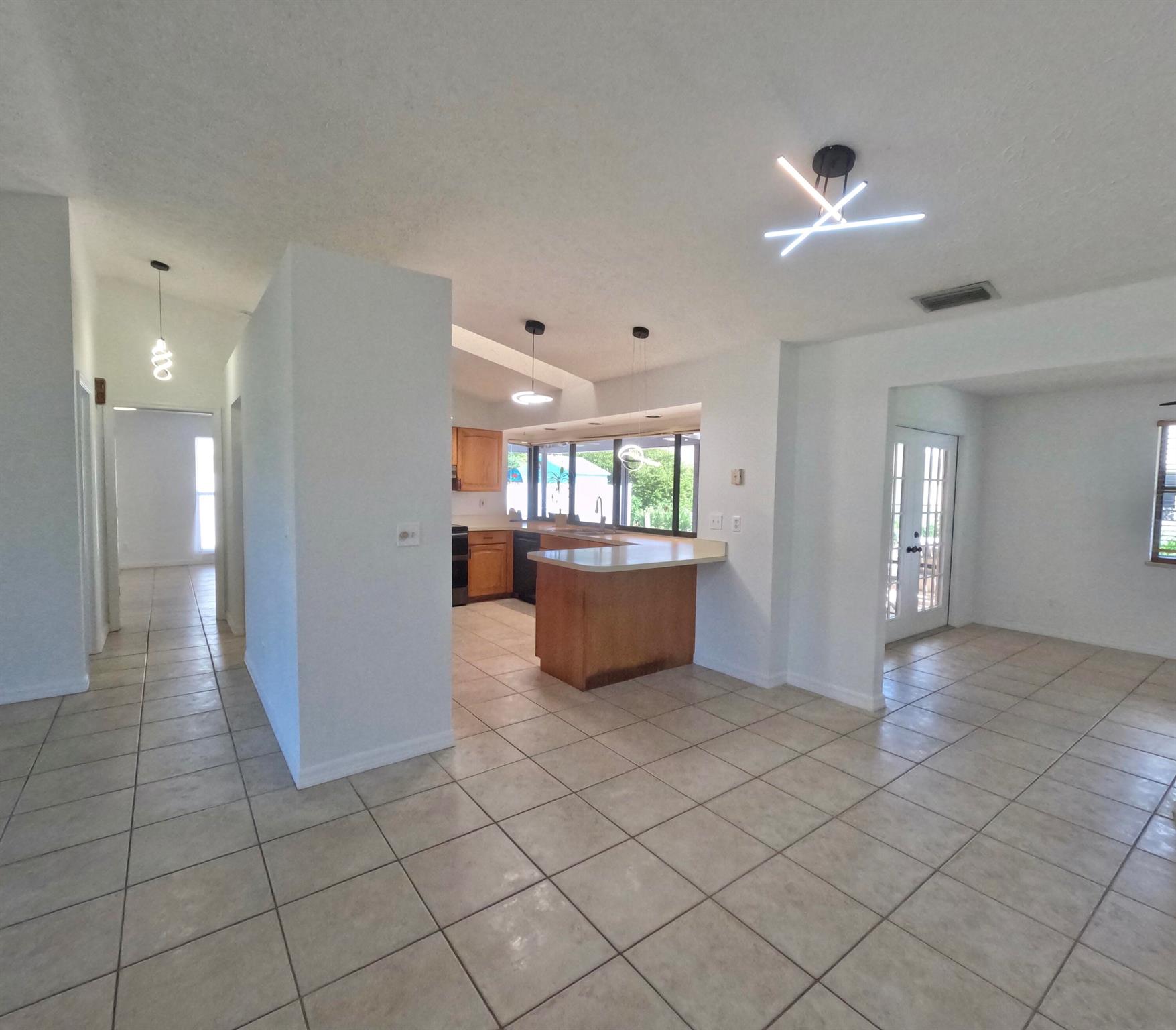JENSEN PARK ESTATES - Residential Lease