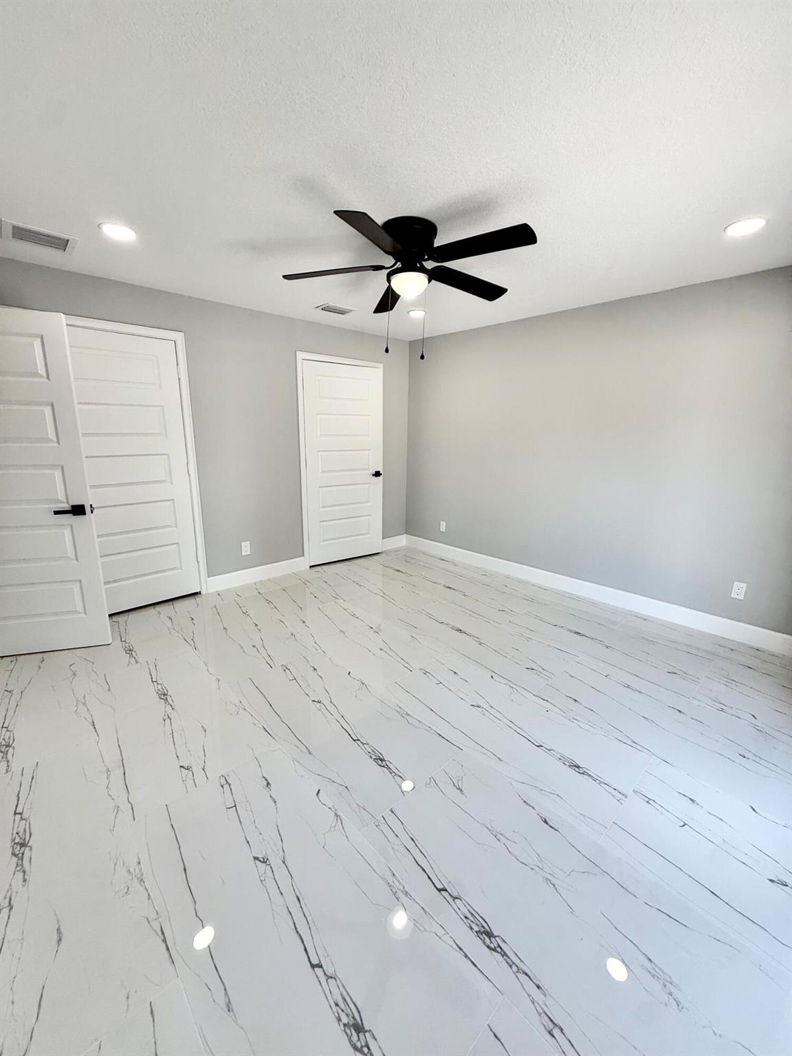 SUNRISE HOMESITES SUBDIVI - Residential