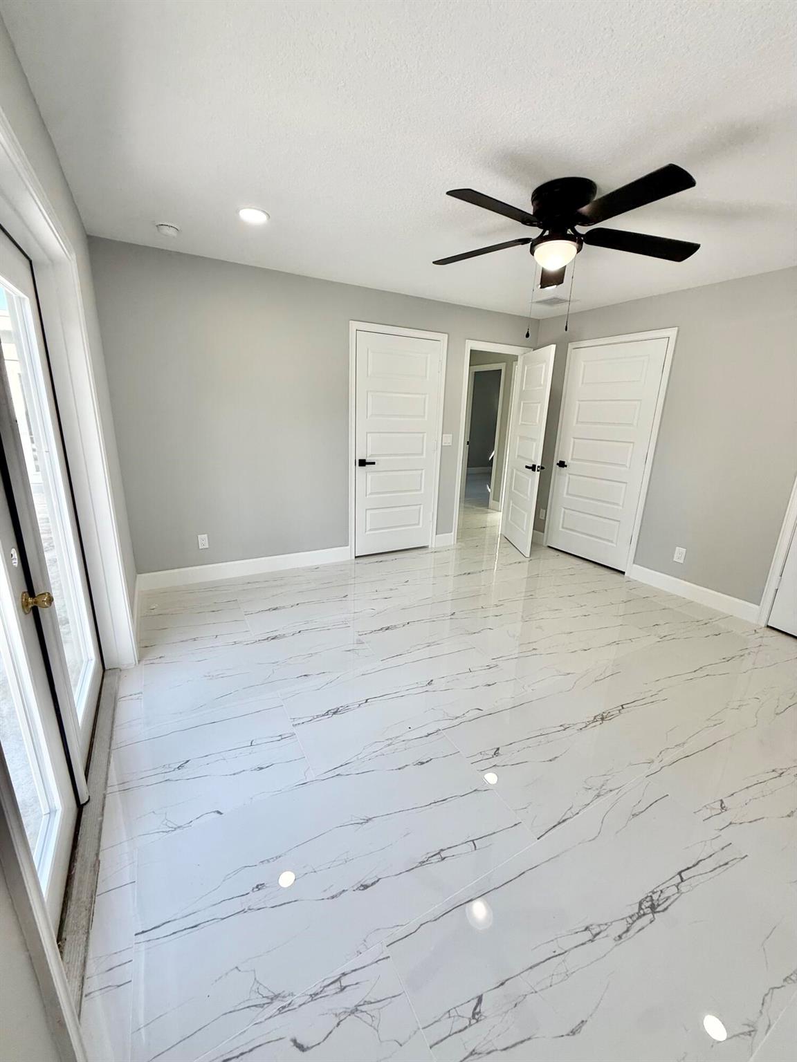 SUNRISE HOMESITES SUBDIVI - Residential