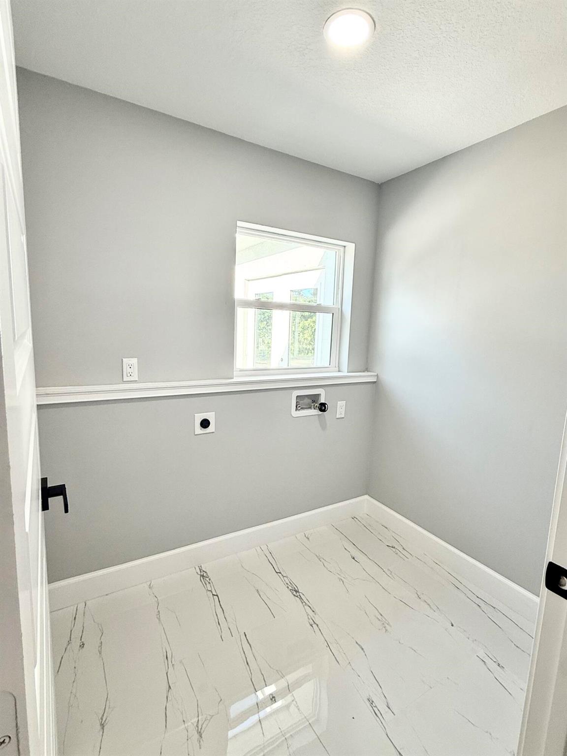 SUNRISE HOMESITES SUBDIVI - Residential