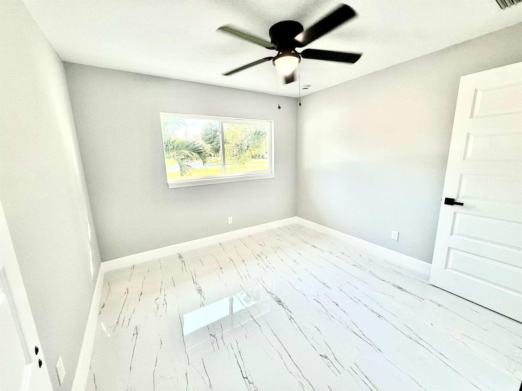 SUNRISE HOMESITES SUBDIVI - Residential