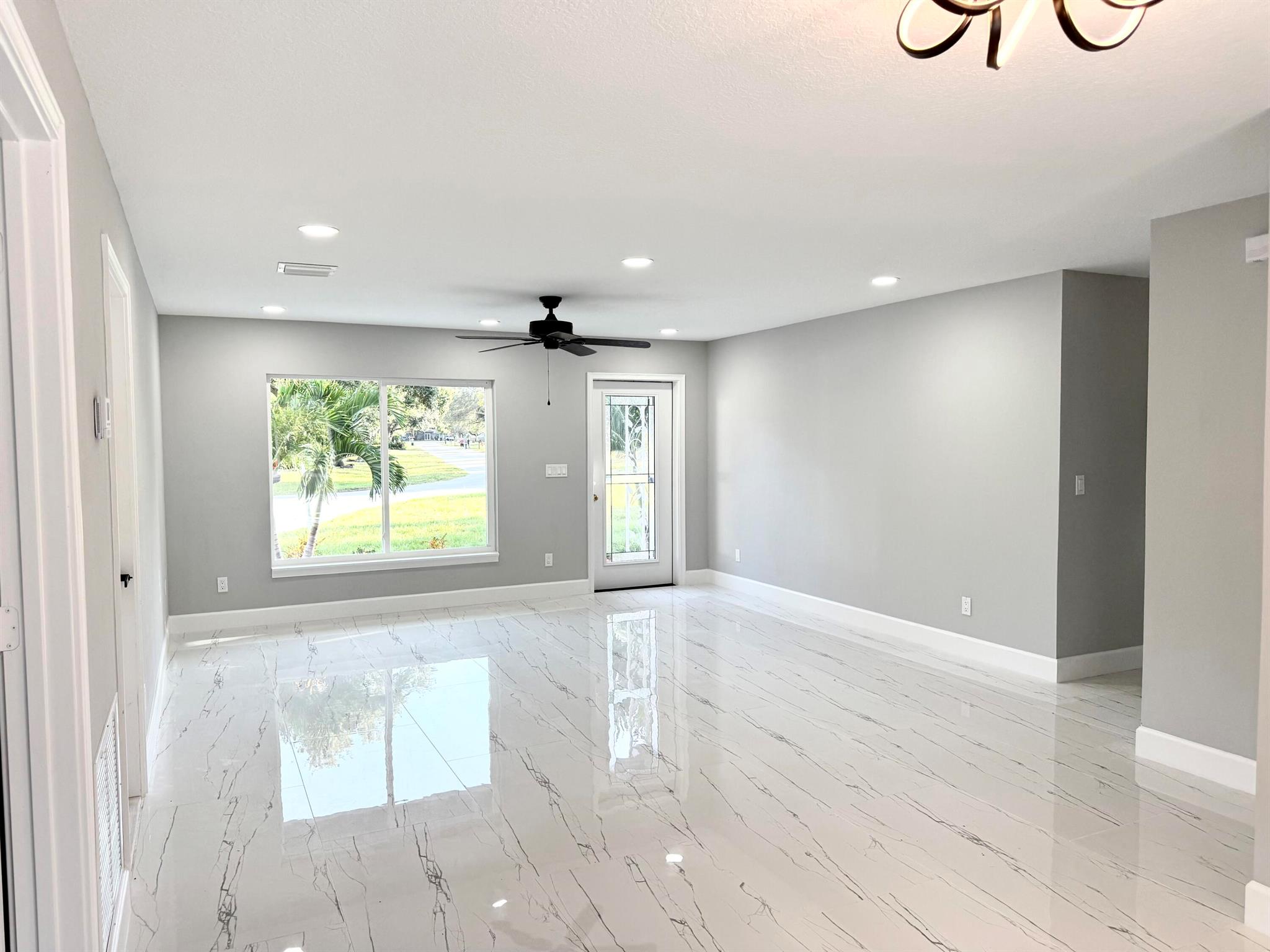 SUNRISE HOMESITES SUBDIVI - Residential