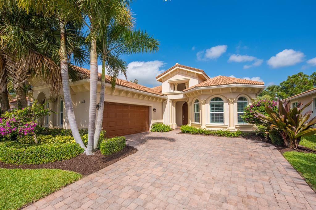 Photo of 149 Carina Drive, Jupiter, FL 33478 (MLS # R10792450)