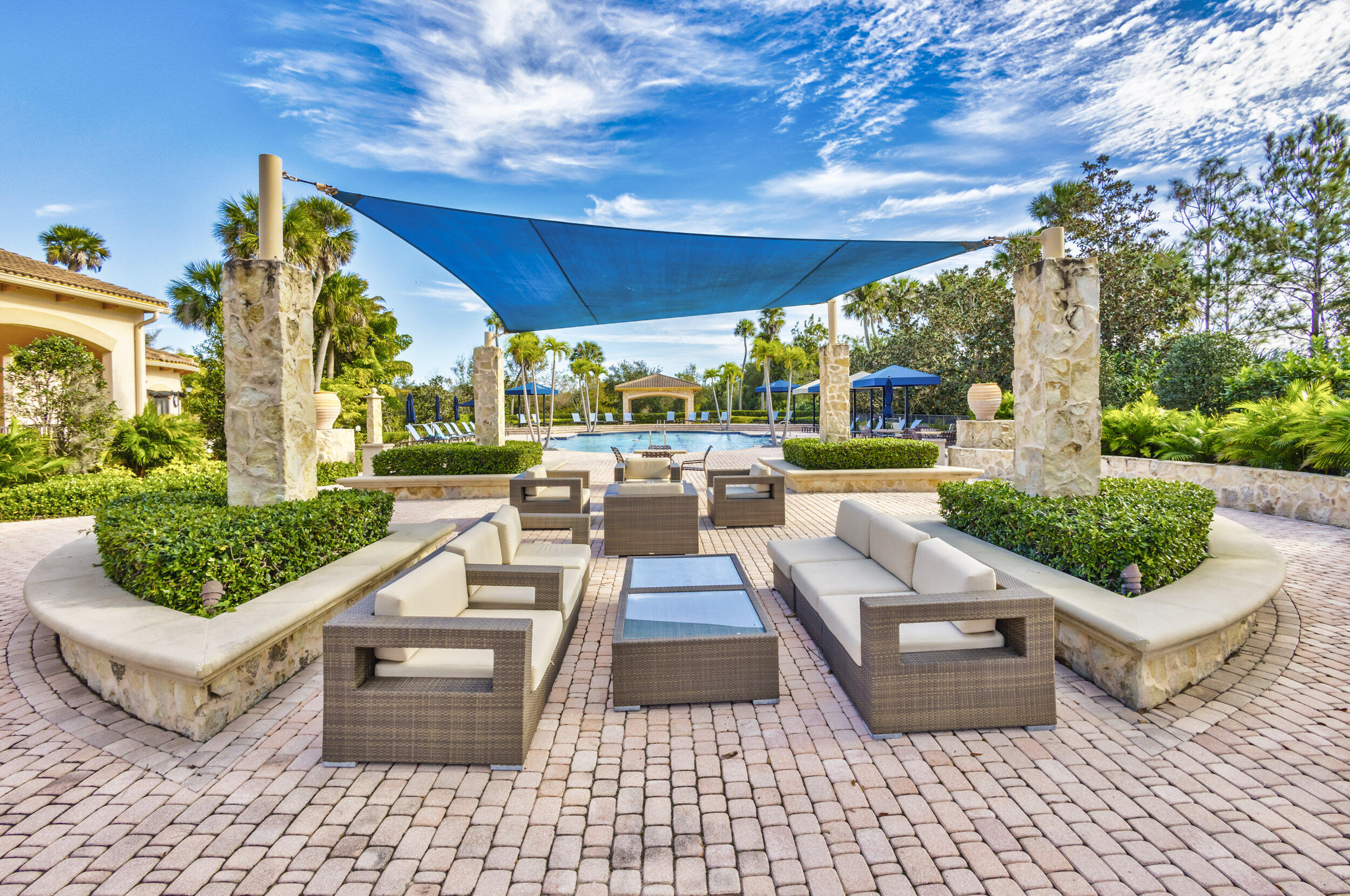 JUPITER COUNTRY CLUB CONDO II - Residential