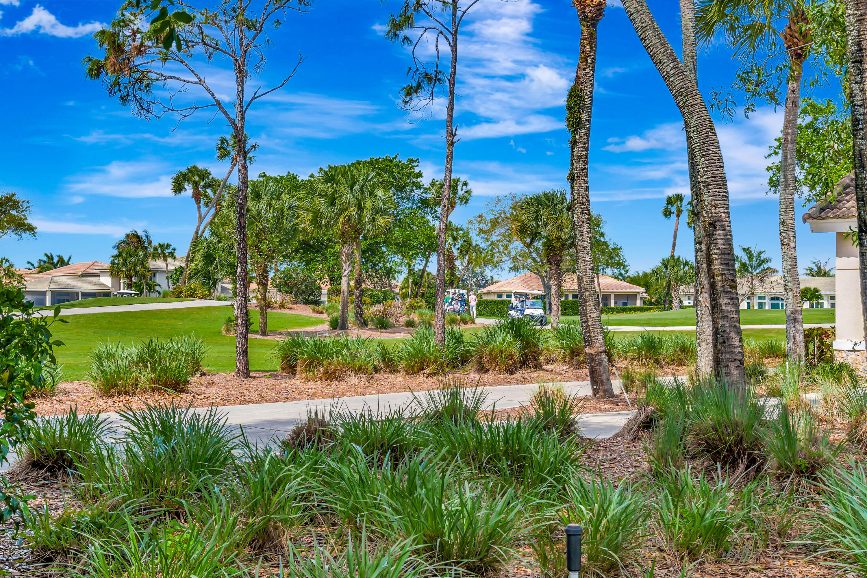 JUPITER COUNTRY CLUB CONDO II - Residential