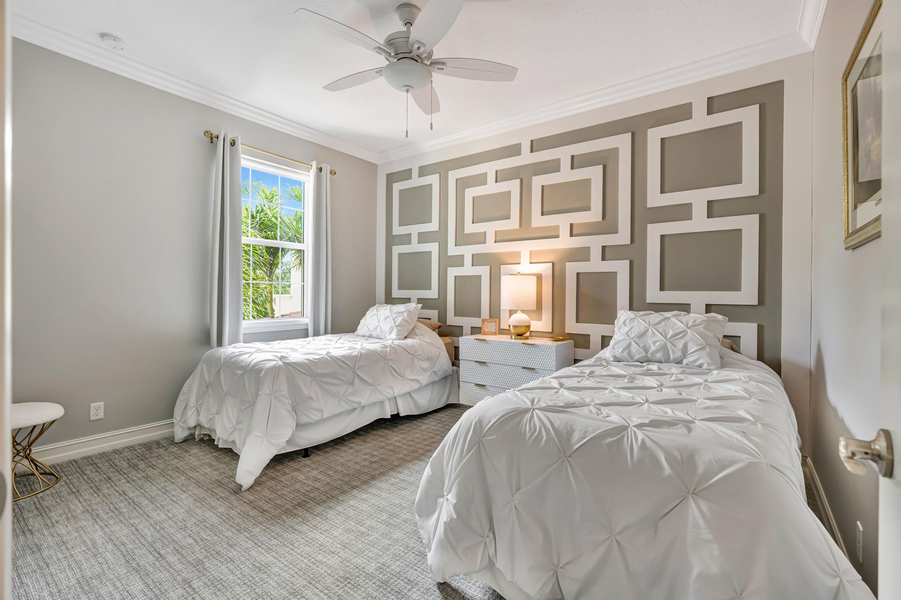 JUPITER COUNTRY CLUB CONDO II - Residential