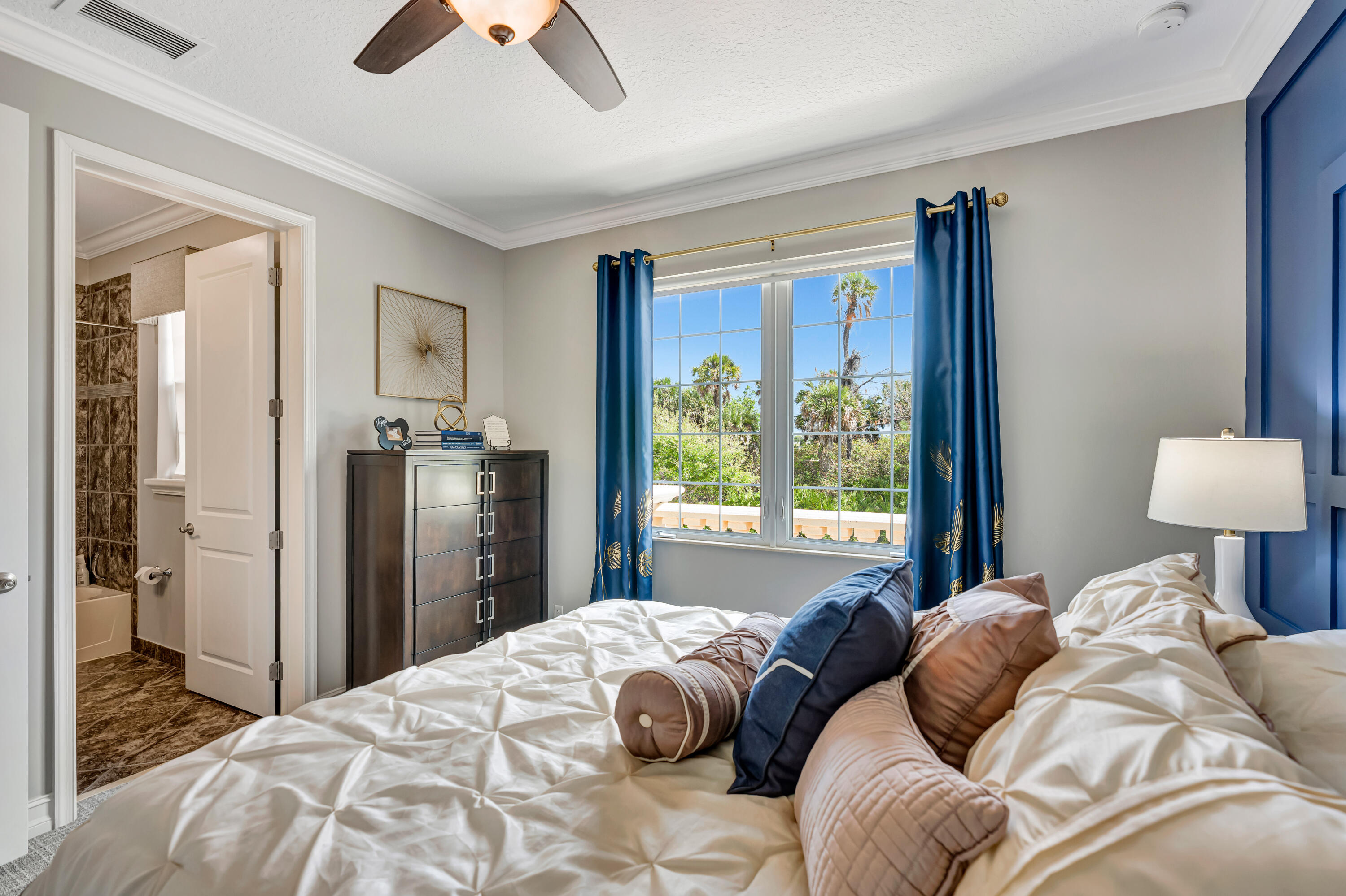 JUPITER COUNTRY CLUB CONDO II - Residential