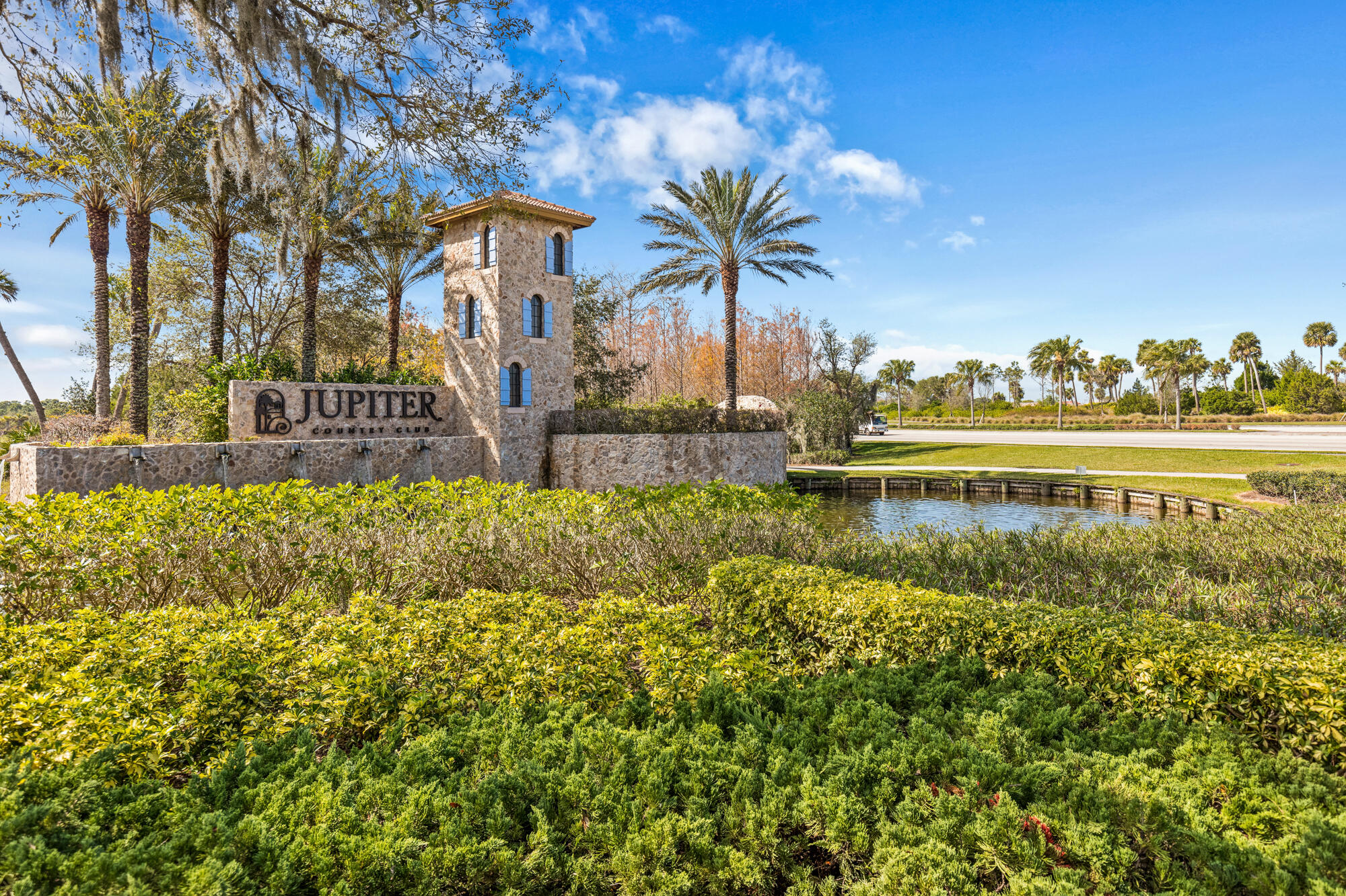 JUPITER COUNTRY CLUB CONDO II - Residential