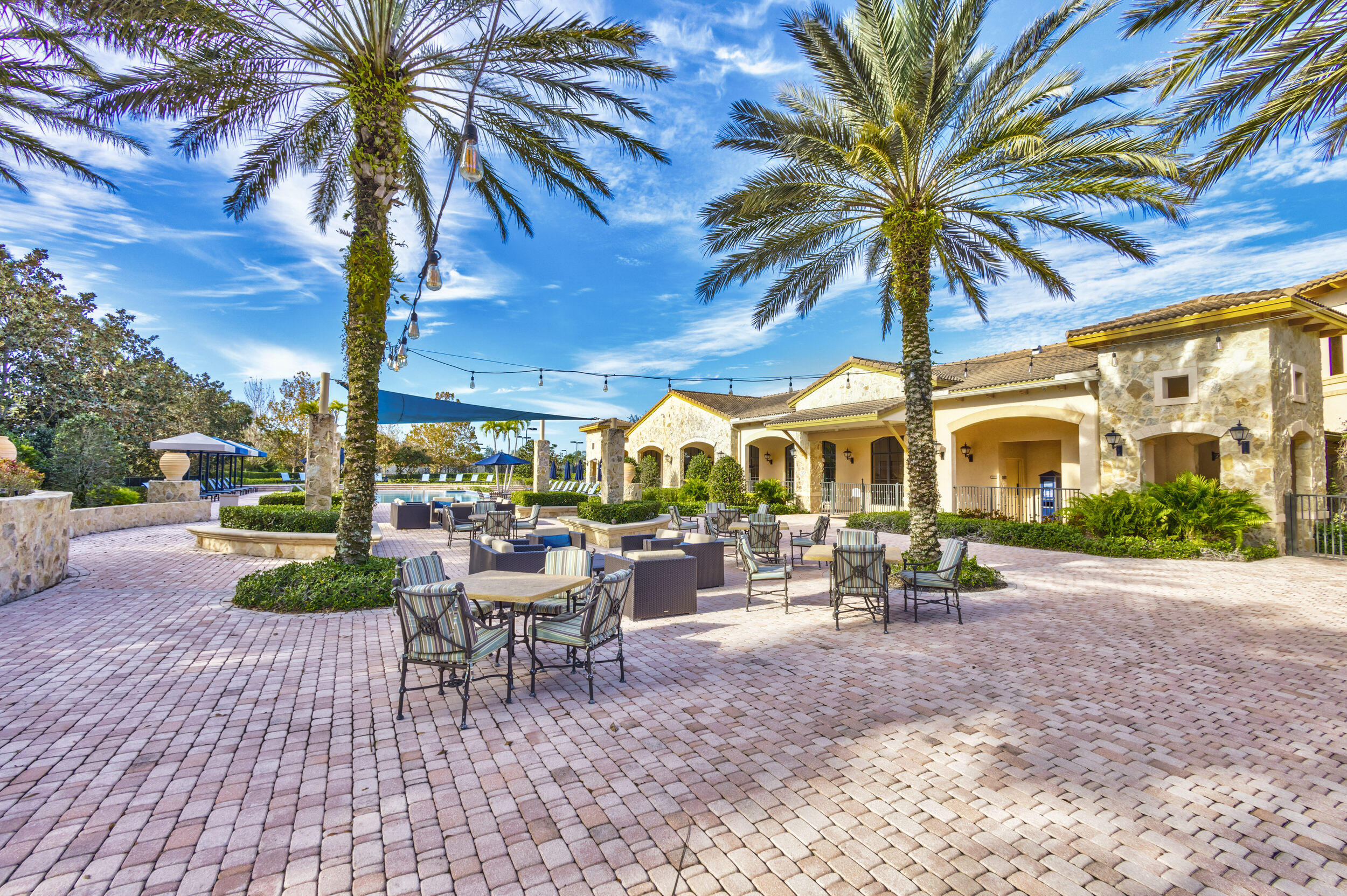 JUPITER COUNTRY CLUB CONDO II - Residential